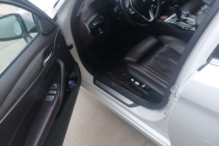 Used BMW 5 Series 2020 530Li Luxury Edition Premium Package Driver Seat