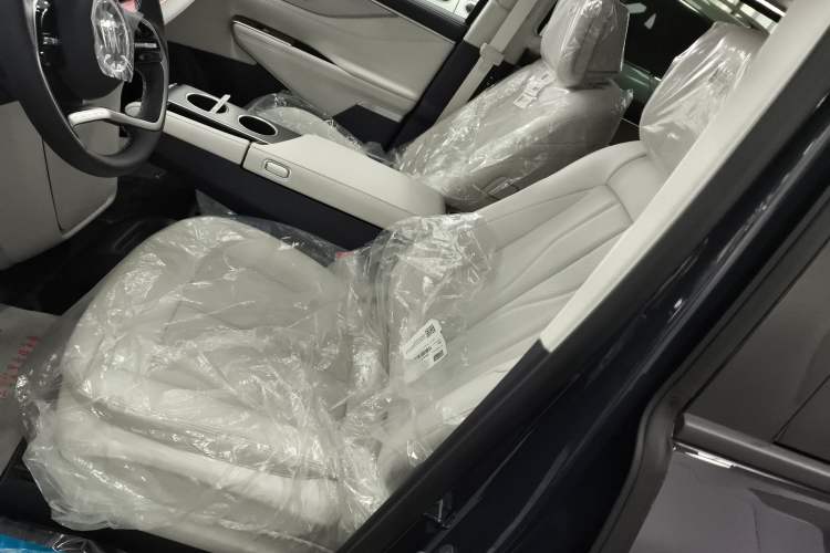 Used Buick GL8 New Energy 2026 Model Lu Zun Luxury Edition