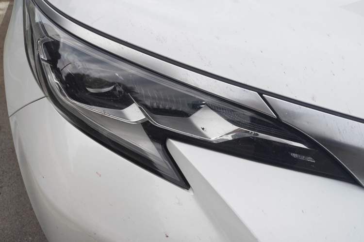 Used Toyota SIENNA 2021 2.5L Hybrid Ultimate Edition Right Front Headlight