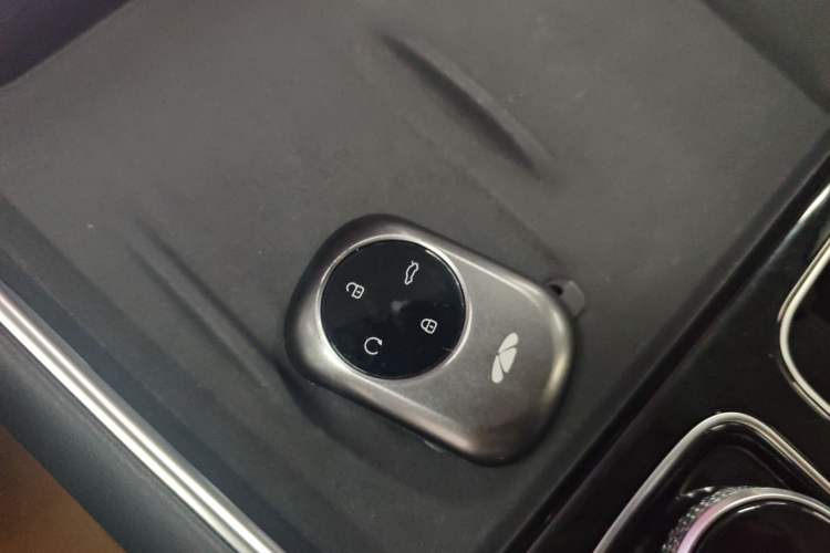 Used Chery Fengyun T9 2024 120 Long-Range Flagship Version 7 Seats Ternary Lithium Vehicle Key