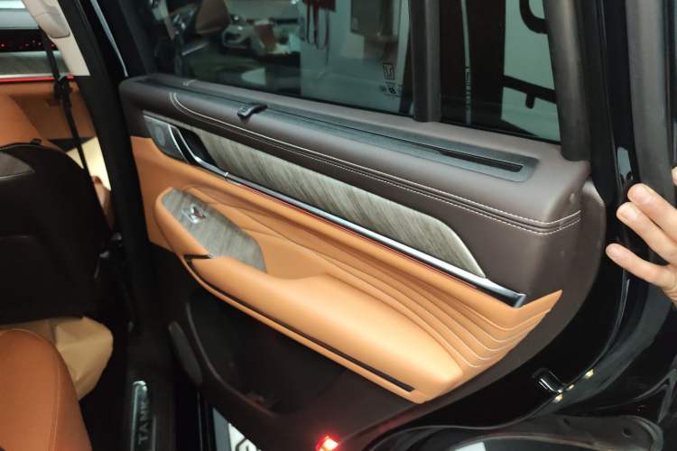 Used Tank 500 2023 3.0T Business Edition "Creation" Style 5 Seats