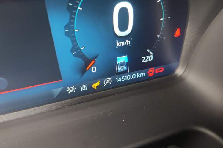 Used Ford Bronco 2024 2.3T Wilderness Odometer Close Up