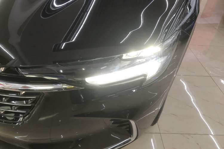 Used Buick Envision 2022 Encore Plus 552T Five-Seat Luxury Model
