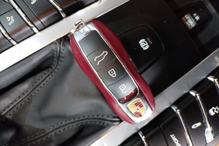 Used Porsche Macan 2021 Macan 2.0T