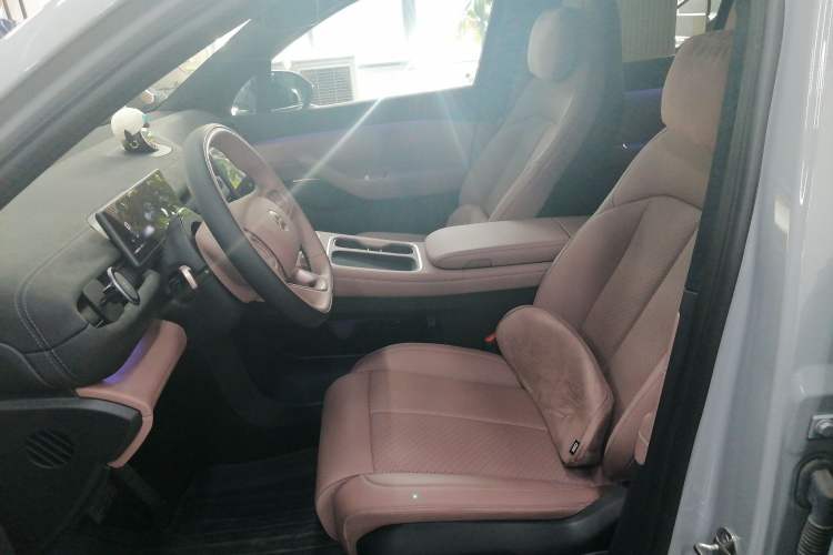 Used Nio EC6 2023 75 kWh