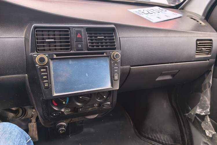 Used Wuling Rongguang Small Truck 2012 1.5L Double-Cab Basic Version L3C