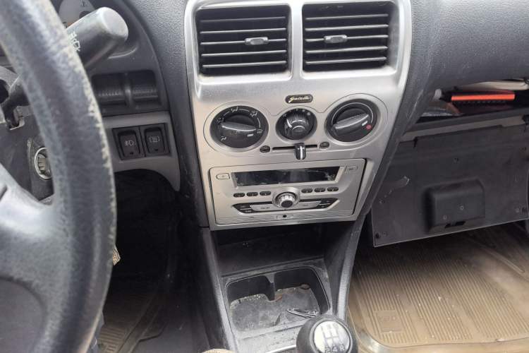 Used Suzuki Lingyang 2012 1.3L Base Version