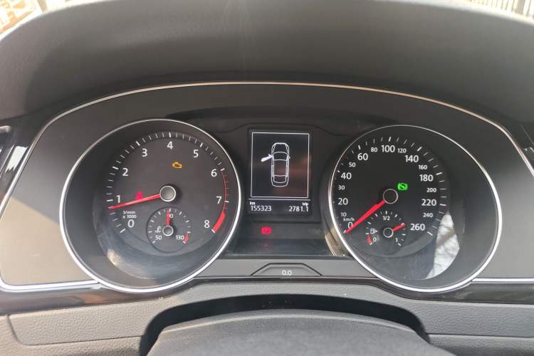 Used Volkswagen Magotan 2017 330TSI DSG Luxury Model Instrument Cluster