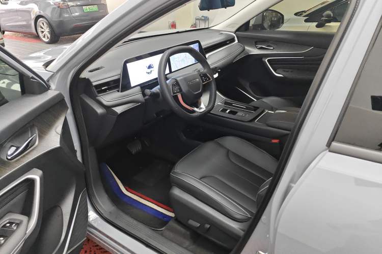 Used Venucia V DD-i 2024 110km iE Joy Ride Edition Driver Seat