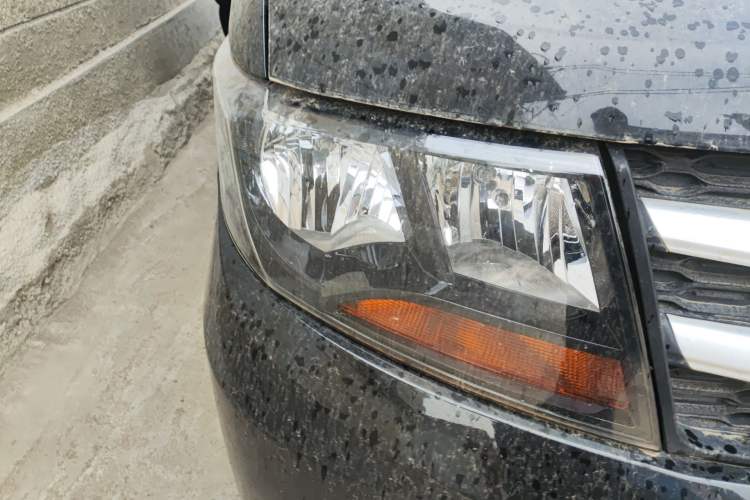 Used JAC Refine M3 2018 1.6L Express Edition 5-seater
