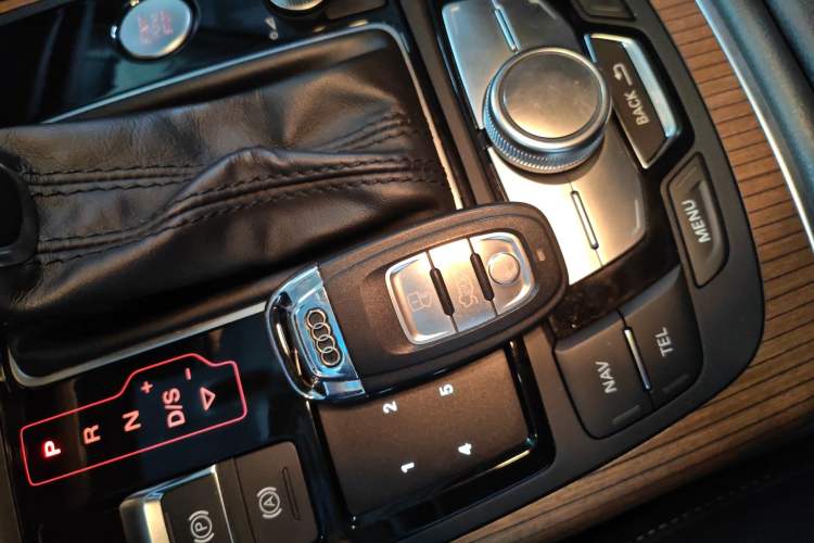 Used Audi A6L 2018 30th Anniversary Edition 30 FSI Style Model Interior 1