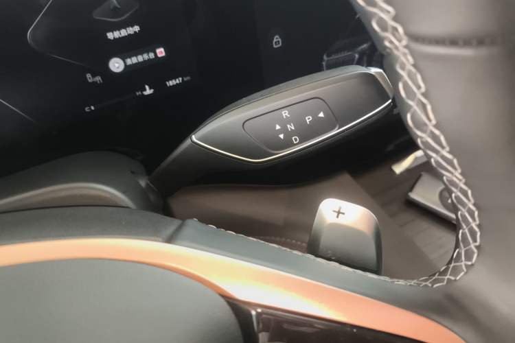 Used EXEED Lanyue 2023 400T Four-Wheel Drive Star Prestige Edition 6 Seats
