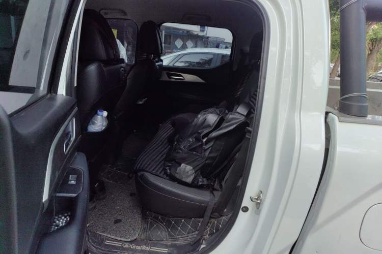 Used Great Wall King Kong Poer 2022 2.0T Manual Diesel 4x4 Elite Long-Box Flatbed GW4D20M
