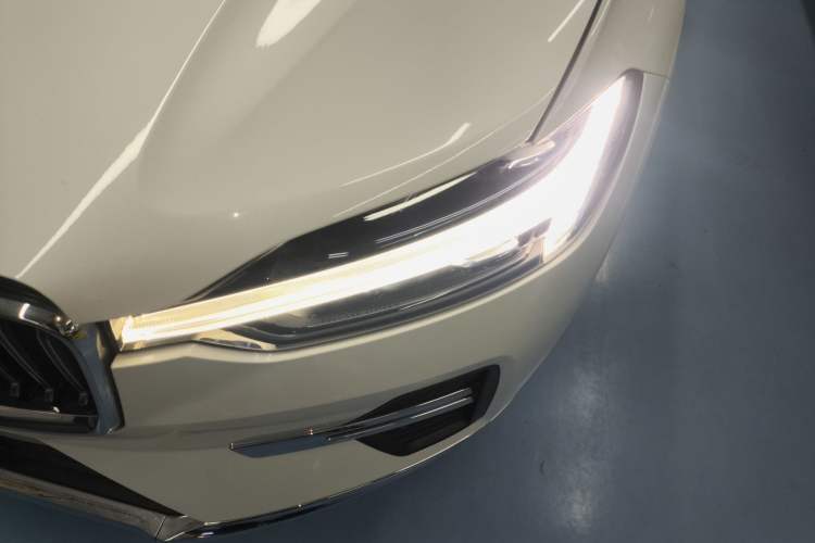 Used Volvo XC60 2022 B5 4x4 Smart Luxury Edition
