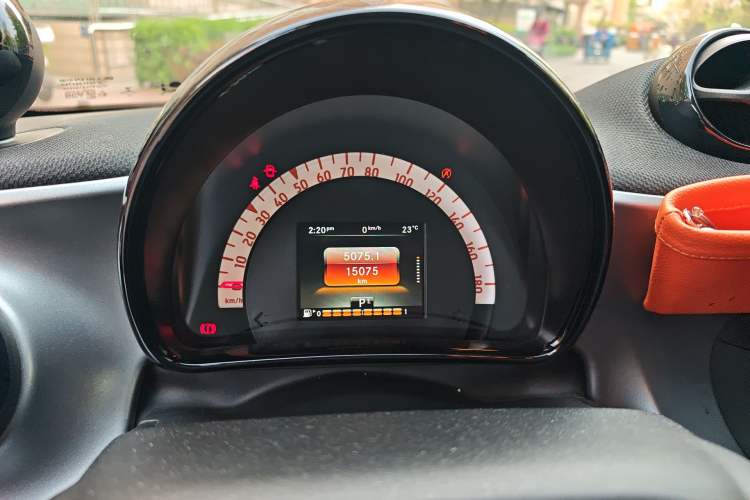 Used smart forfour 2016 0.9T 66 kW Pioneer Edition