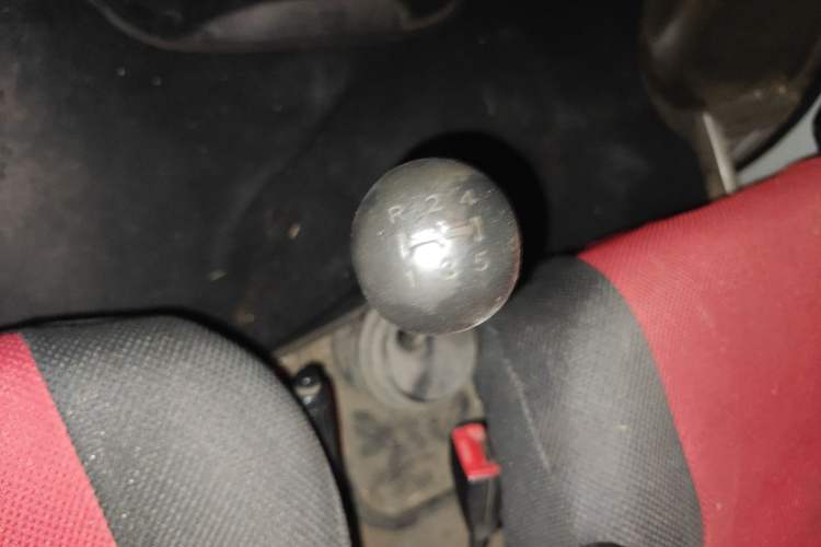 Used Iveco Power Daily 2017 2.5T Classic A32 Mid-Roof 6-7 Seater Bus 47Z5
