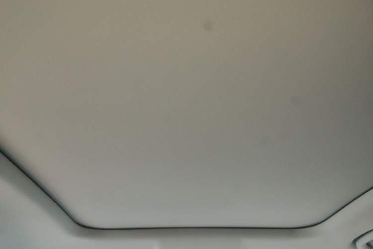 Used CHANGAN OSHAN Z6 2023 Blue Whale 1.5T DCT Smart Edition
