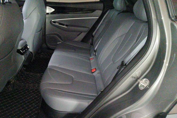 Used Geely Auto Emgrand X7 Sport 2026 Model 1.5TD Aspirational