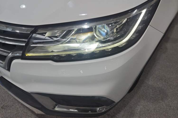 Used Roewe RX3 2020 1.6L Manual - Ultra-Fresh Entry Version
