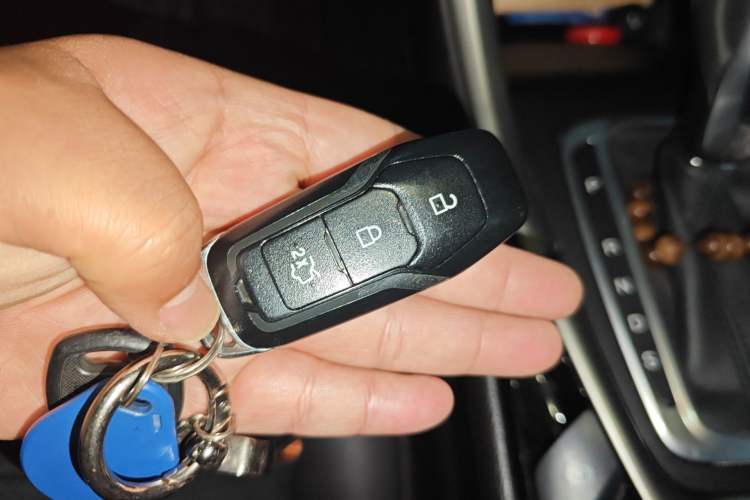 Used Ford Mondeo 2013 2.0L GTDi 200 Fashion Edition