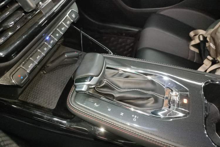 Used CHANGAN OSHAN X5 2021 1.6L CVT Luxury Model
