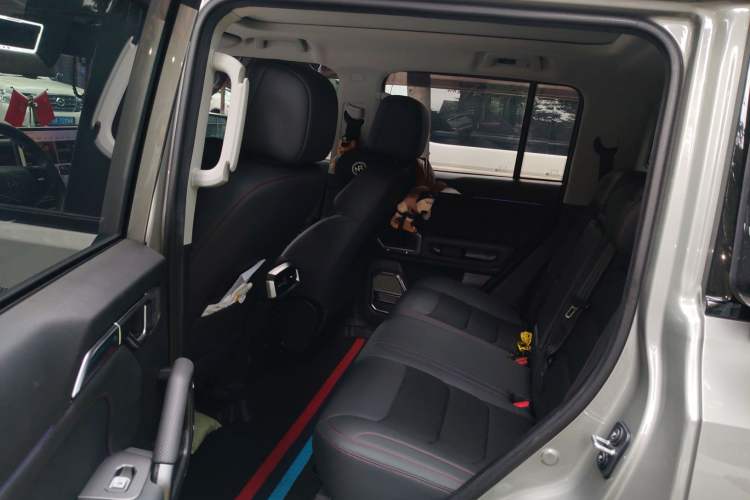 Used JETOUR Traveler C-DM 2024 C-DM 129KM Linye Edition Left Rear Seat