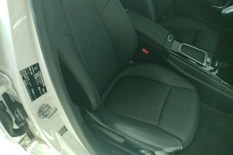Used Mercedes-Benz A-Class 2023 A 180 L Right Front Seat