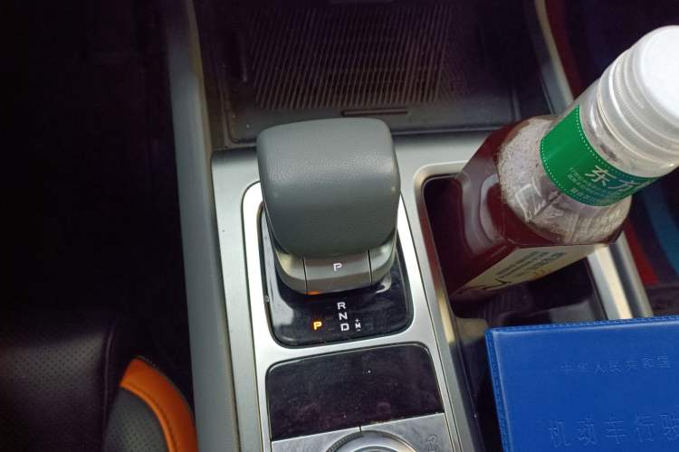 Used BAIC Off-Road BJ40 2024 2.0T All-New Urban Hunter Edition Chivalrous Style