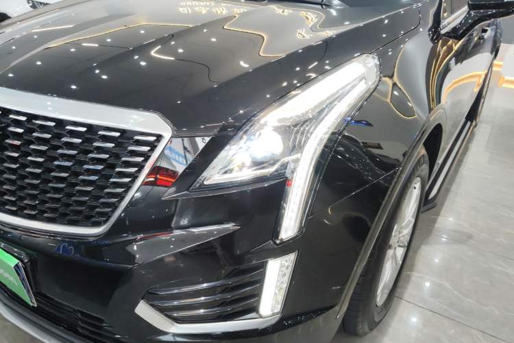 Used Cadillac XT5 2023 2.0T Two-Wheel-Drive Fashion Edition Left Front Headlight