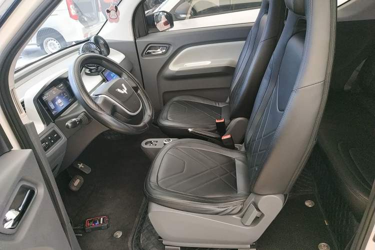 Used Wuling Hongguang MINIEV 2022 Macaron Premium Model – Lithium Iron Phosphate Left Front Seat