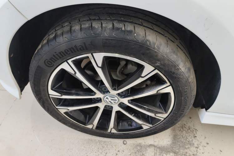 Used Volkswagen Golf 2016 1.4TSI Automatic R-Line