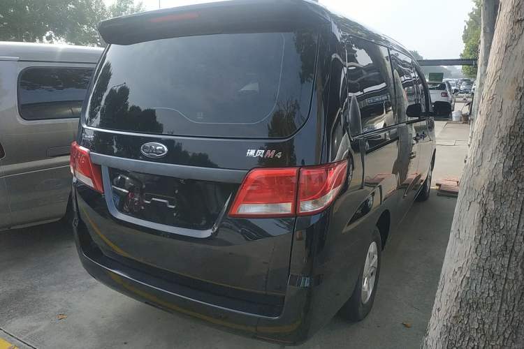 Used JAC Refine M4 2018 2.0L Manual Express Version
