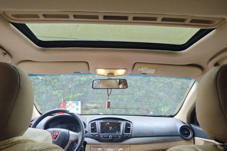 Used Roewe 350 2015 1.5L Automatic Luxury Sunroof Edition