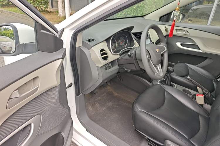 Used Chevrolet Sail 2015 Sail 3 1.5L Manual with Ideal Sunroof Edition
