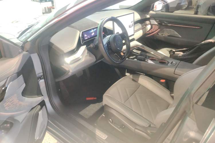 Used Zeekr 001 2022 Ultra-Long Range Dual-Motor YOU Version
