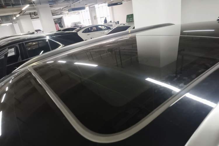 Used Hongqi HS5 2019 2.0T Smart Connect Flagship Edition Roof