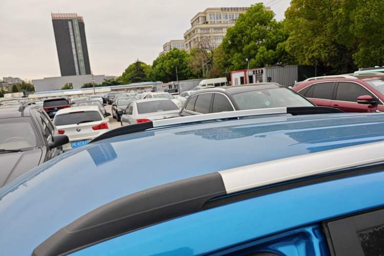 Used CHANGAN CS15 2016 1.5L Automatic Fashion Edition Roof