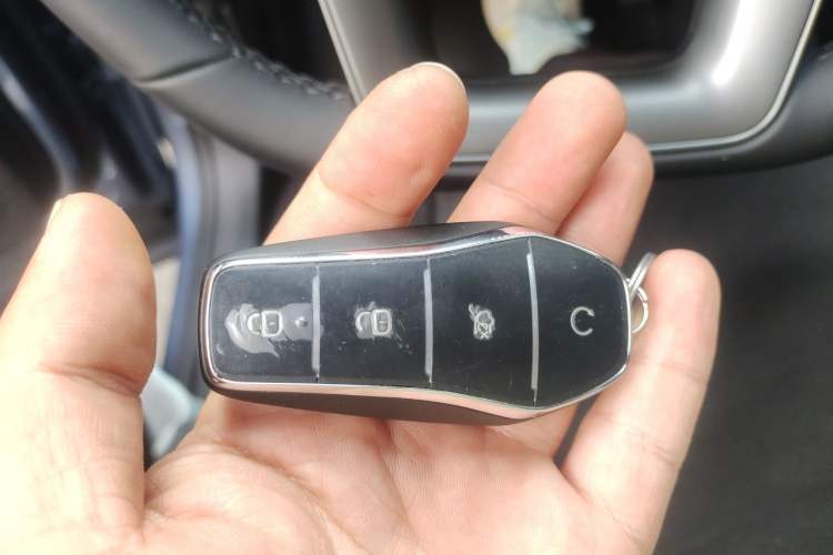 Used BYD Song Pro New Energy 2026 Model DM-i 133KM Superior Version Vehicle Key