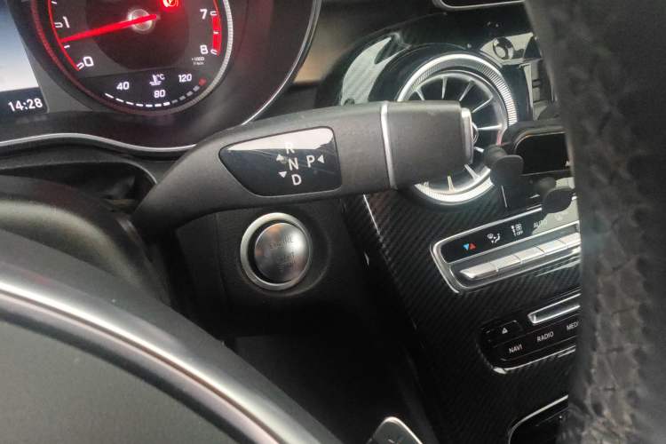 Used Mercedes-Benz C-Class (Import) 2017 Facelift C 200 Coupe