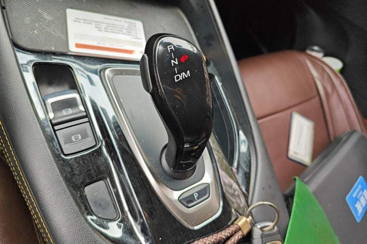 Used Haval F7x 2019 1.5T Two-Wheel Drive Smart & Trendy Edition Gear Lever