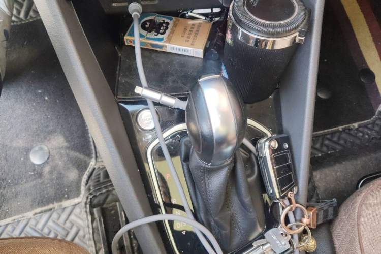 Used Jetta VS7 2020 1.4T Automatic Glory Edition Gear Lever