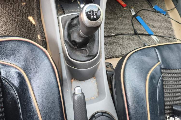 Used Hyundai Verna (older generation) 2014 1.4L Manual Smart GLS Trim
