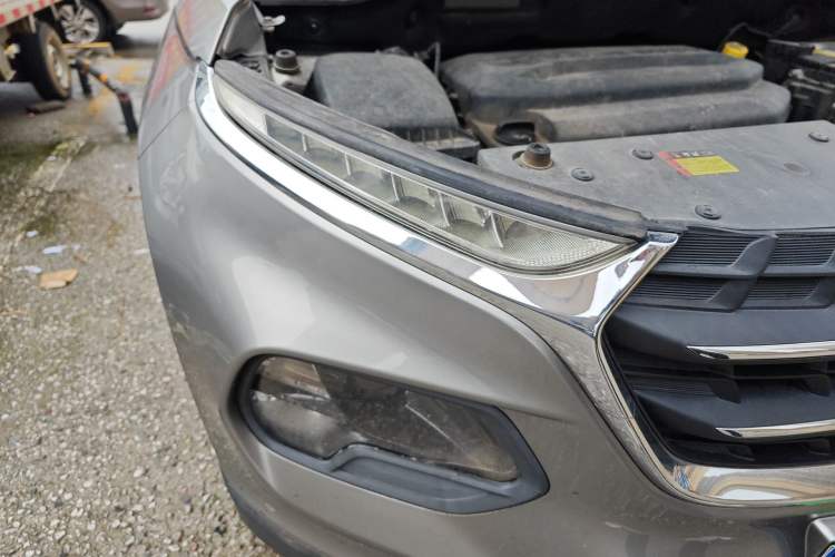 Used Baojun 510 2017 1.5L Automatic Luxury Model Right Front Headlight