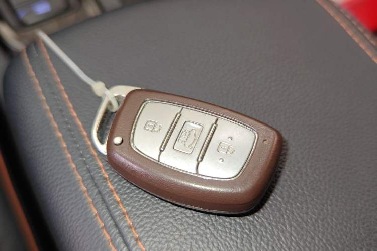 Used Hyundai Sonata 2015 1.6T DLX Prestige Model
