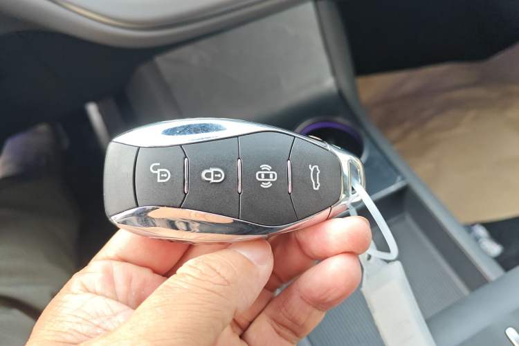 Used Hongqi EH7 2025 600 Smart Selection Edition