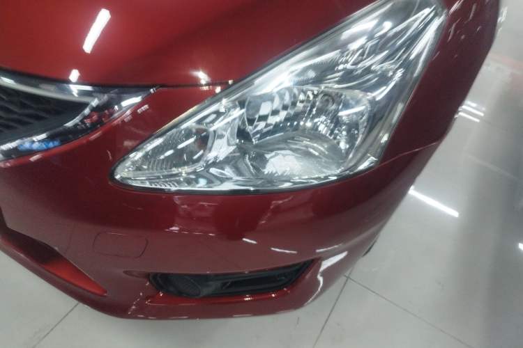Used Nissan Tiida 2014 1.6L CVT Comfort Model
