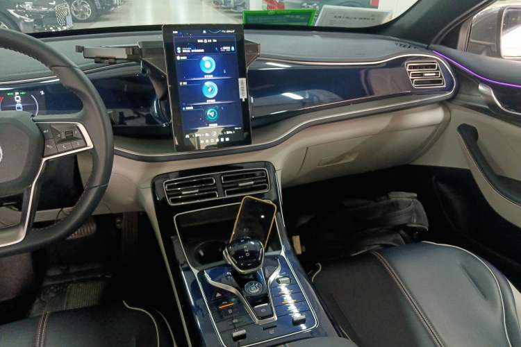 Used BYD Qin PLUS 2021 DM-i 55KM Flagship Model Audio And AC Panel