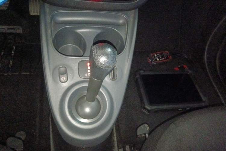 Used smart fortwo 2015 1.0L 52 kW hardtop Dynamic version
