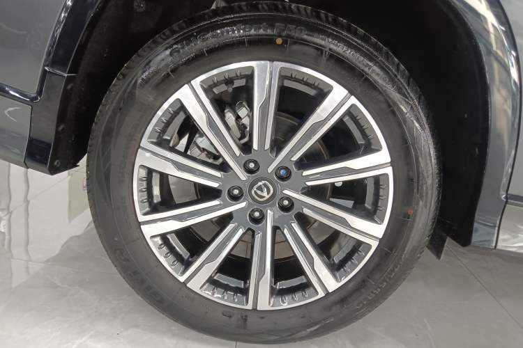 Used CHANGAN CS75 PLUS 2024 3rd Generation Champion Edition 1.5T Intelligent Drive Dynamic Model Right Rear Wheel Hub