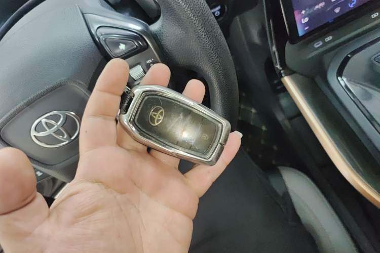 Used Toyota bZ3 2023 517 km Elite PRO Vehicle Key